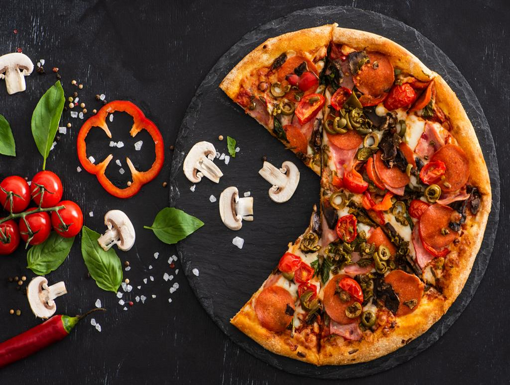 Foto e 2 PIZZA PER VETEM 1200 LEKE NGA ALBANIAN  FAST FOOD